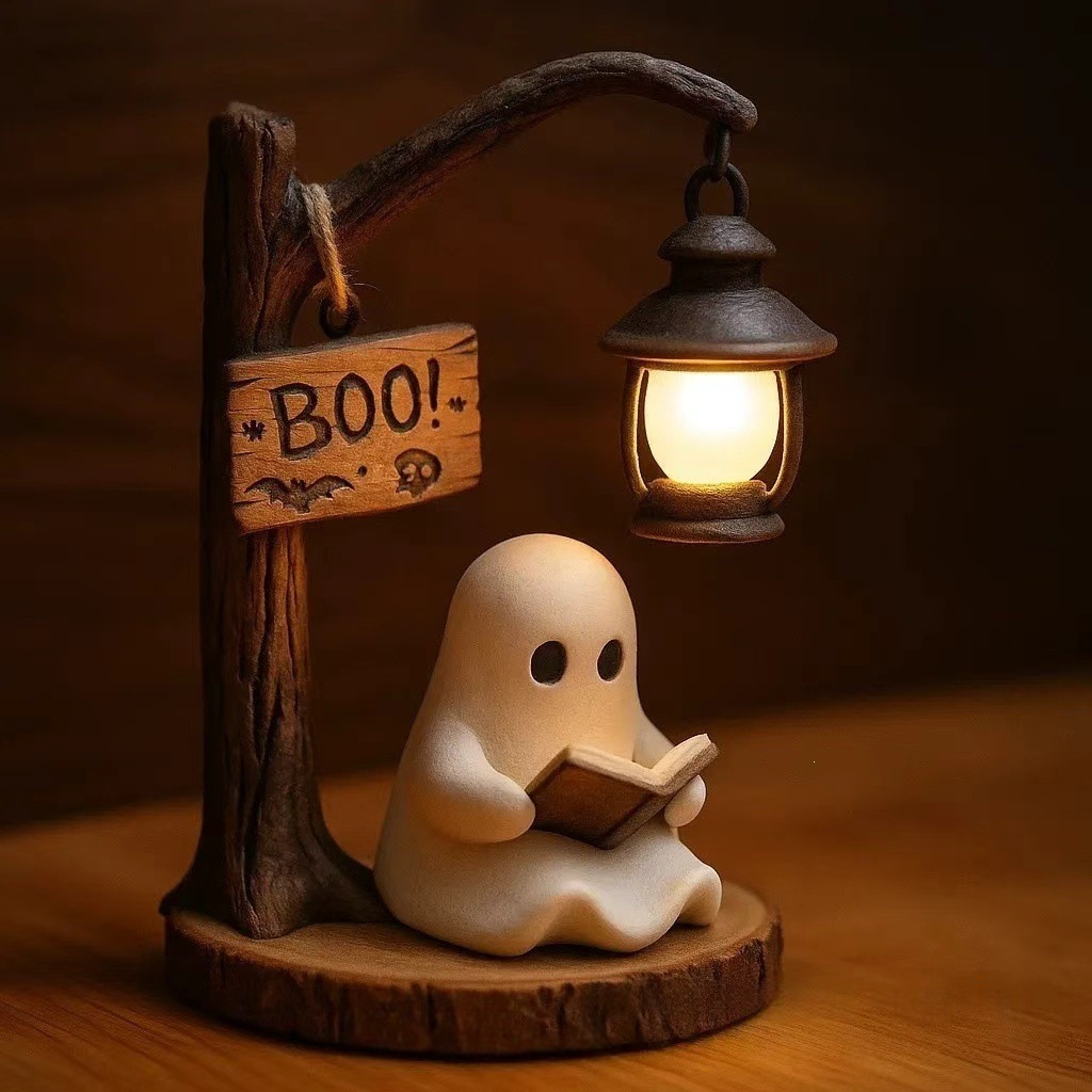 Ghost Reading Lantern 4.3x3.14 - Bookshelf recension och pris